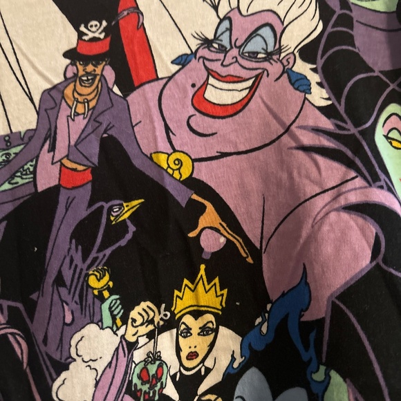 Disney vilains t shirt XL - Picture 3 of 4